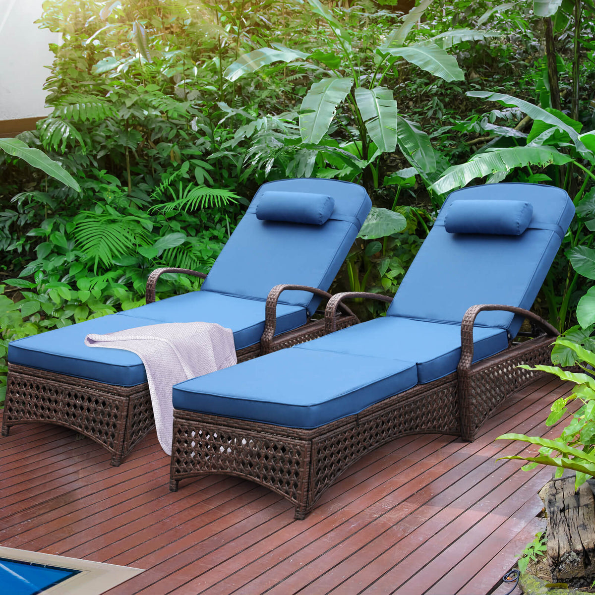 2 Pcs Patio Chaise Lounge Chairs w/ 6 Reclining Positions, 2 Wheels & 1 Small Pillow, Blue Cushion